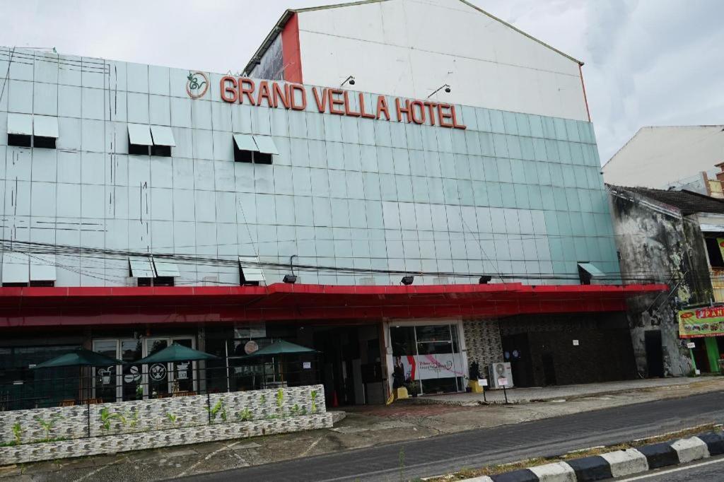 Grand Vella Hotel بانكالبنانغْ المظهر الخارجي الصورة